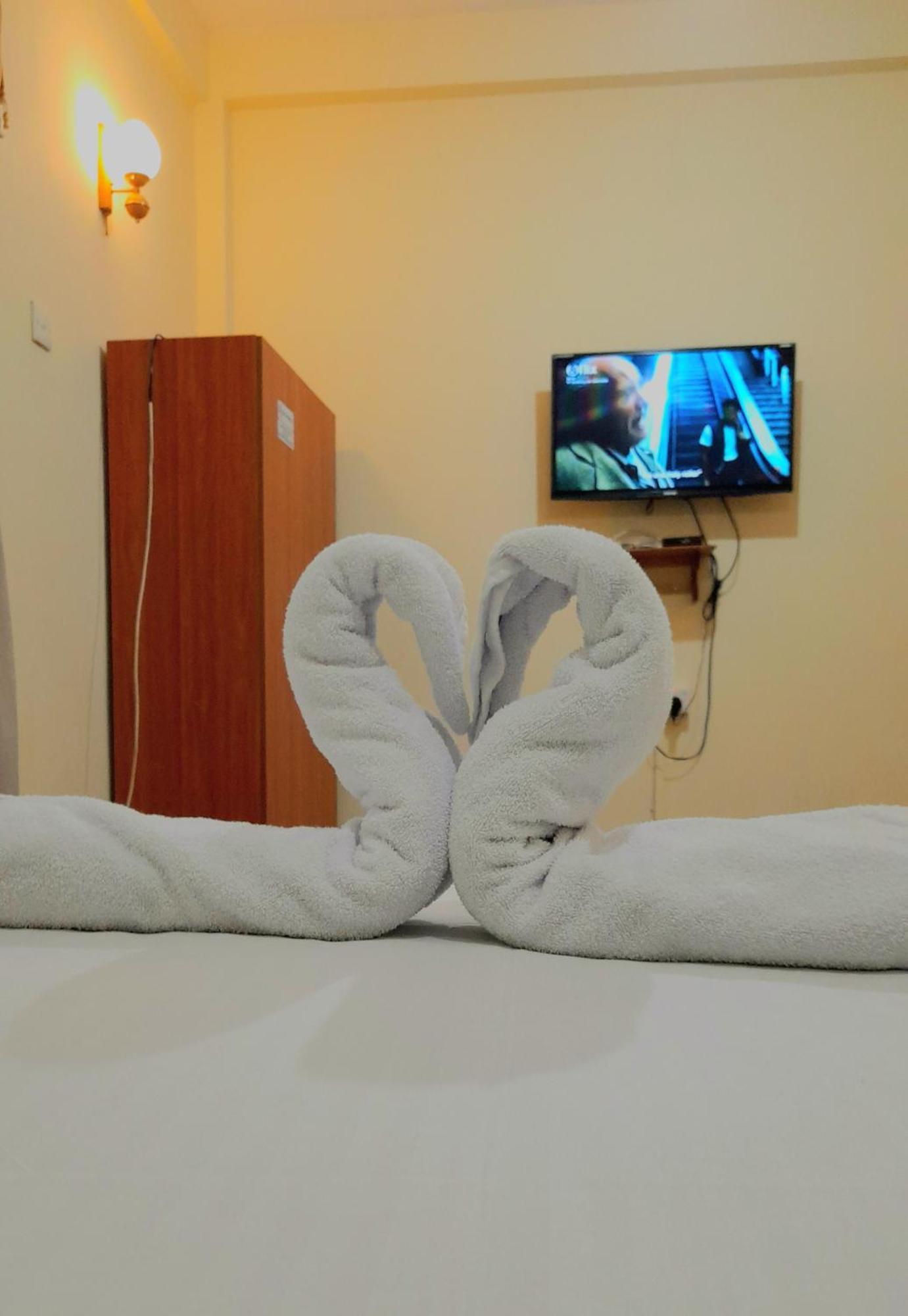 Madara Hotel Хорана Екстериор снимка